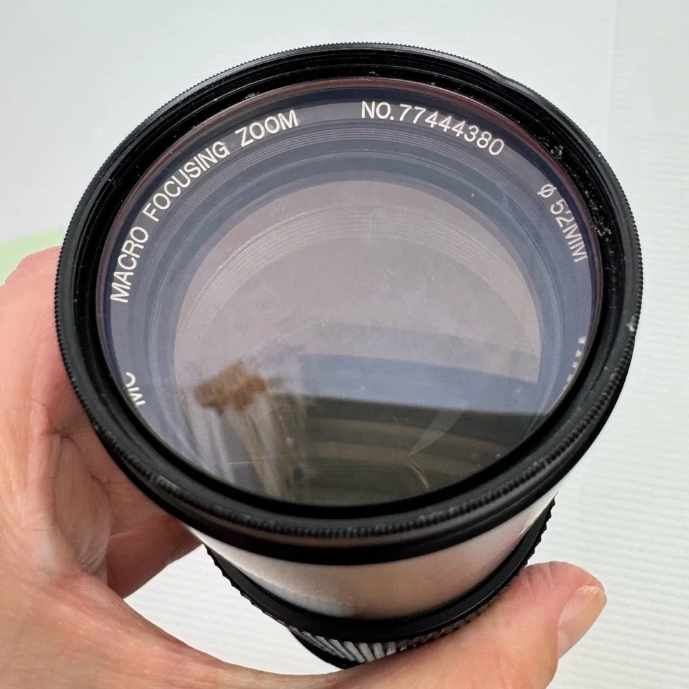 Vivitar 70-210mm 1:4.5 Zoom Lens MC Macro Focusing Zoom No.77445380 Japan
